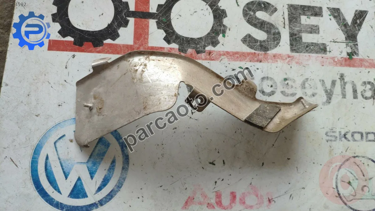 8W0201192D audi a4 2017 yakıt borusu koruyucu