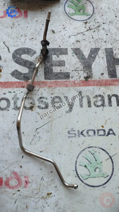 13537585415 7585415 bmw x1 yakıt yüksek basınç pompa borusu