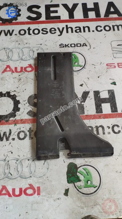 8W0819802A audi a4 2017 sağ arka ayak havalandırma borusu