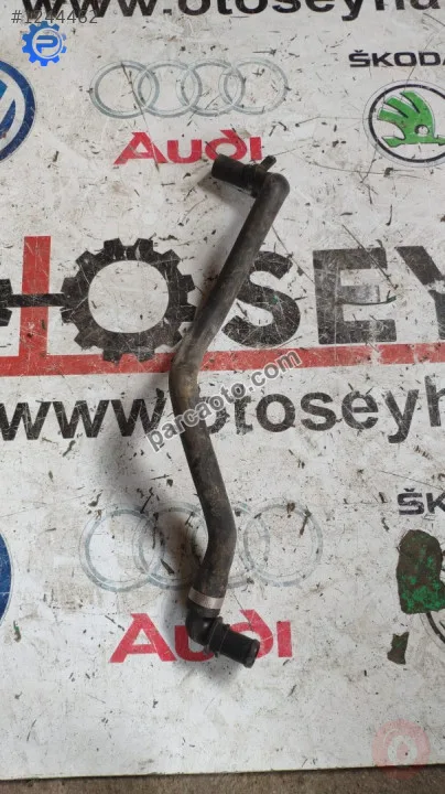 8W0121089J audi a4 2017 1.4 kalorifer motor arası su hortumu