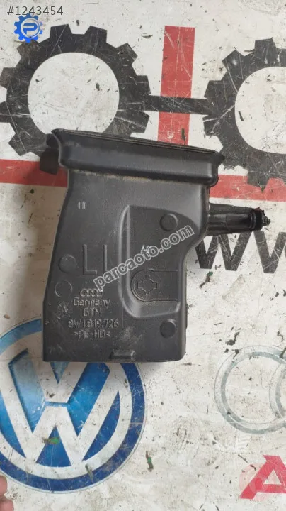 8W1819726 audi a4 2017 sağ göğüs havalandırma kanalı ucu