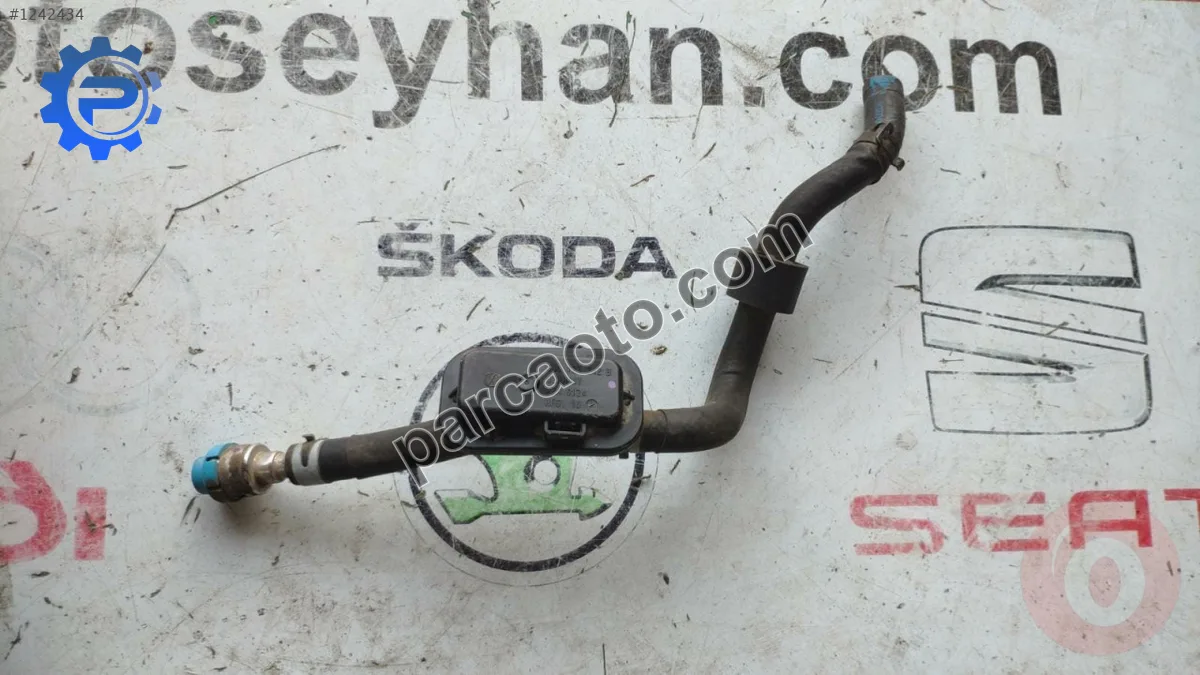 5Q0127242B 5Q0130295J skoda octavia 16 cxx motor yakıt boru