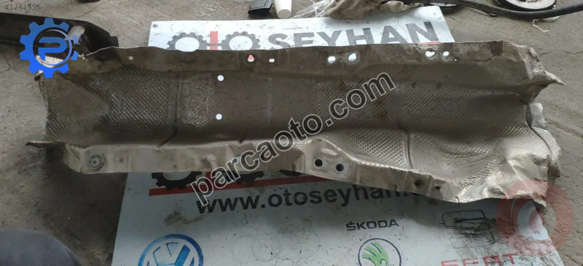 2K0825671 volkswagen (vw) caddy 2013 orta egzoz ısı kalkanı