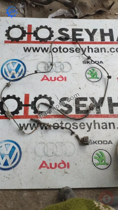 5E0971095CN skoda octavia ön tampon sis far tesisatı kesik