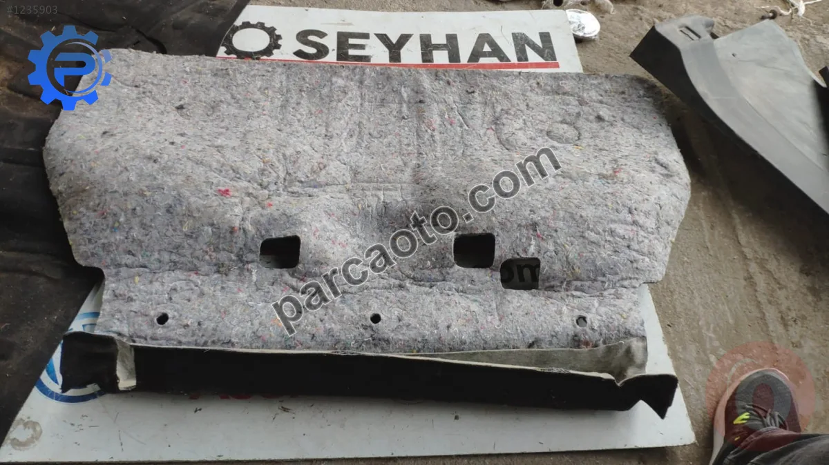 51482990464 bmw x1 e84 arka koltuk altı ses yalıtım halısı