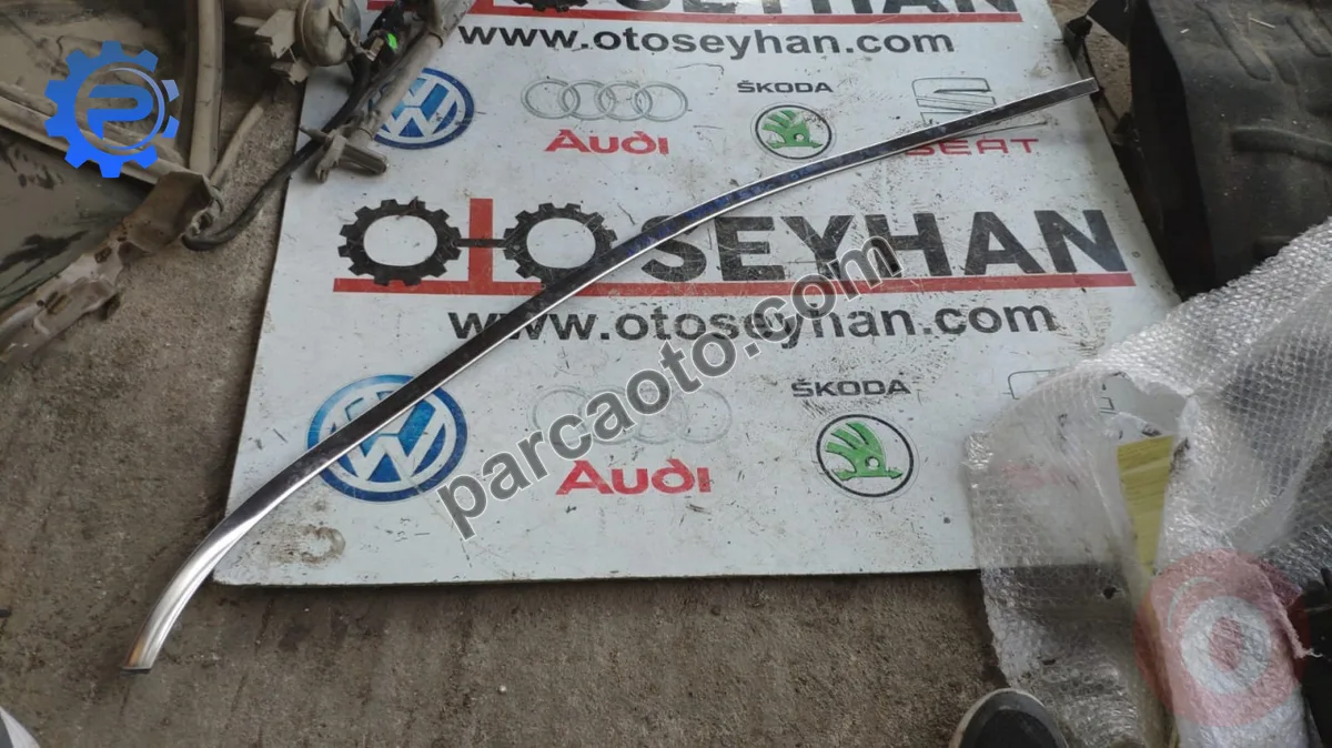nissan qashqai j11 ön sol kapı üst nikelajı çıtası