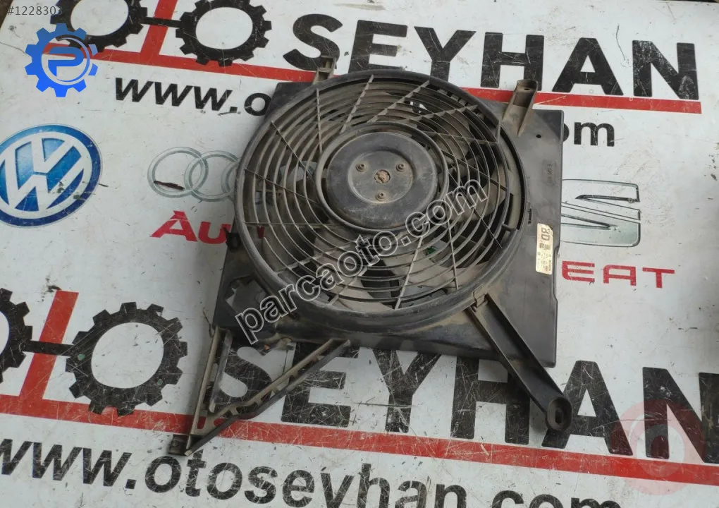 0130303887 3135103410 opel zafira 2.0 fan motoru ve çerçevesi