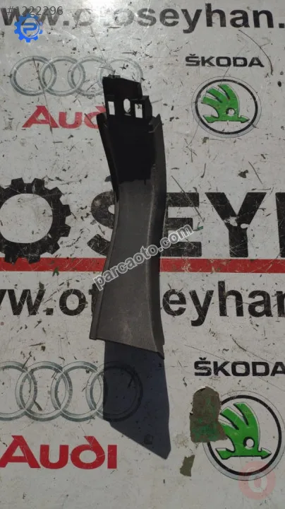 6L6863680D seat ibiza 2006 sağ bagaj direği kaplaması
