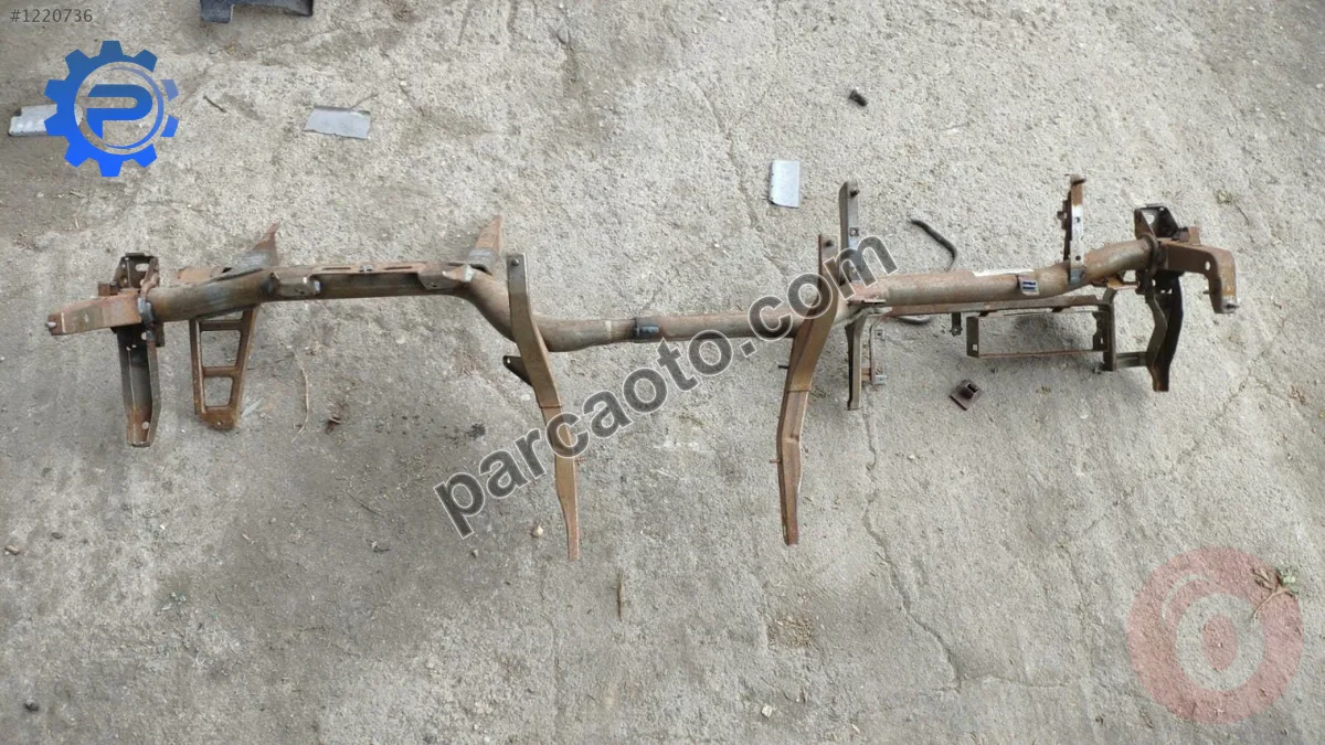 7034158 bmw 5 serisi e60 e61 göğüs demiri