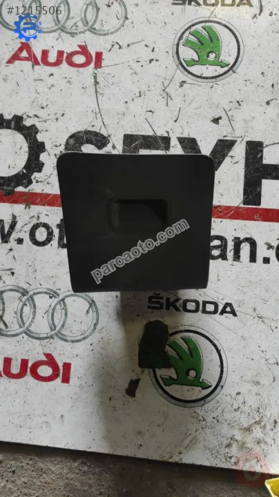6L1857923 seat ibiza 2002 -2008 torpido kapağı