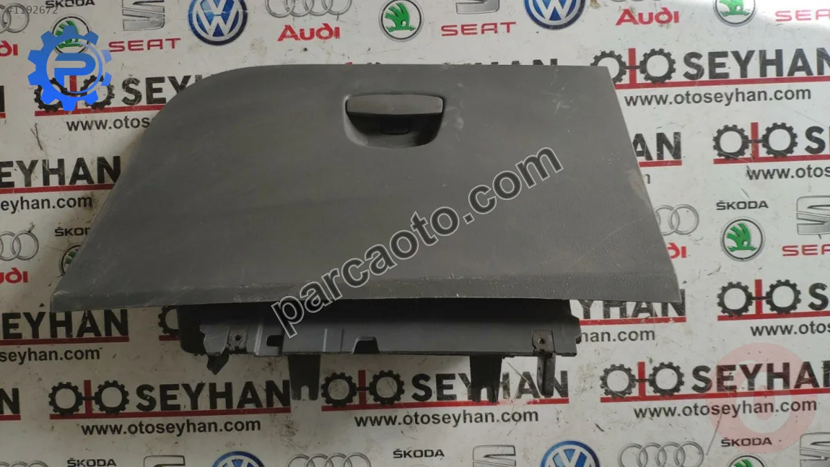 6J1857103A seat ibiza 2012 torpido