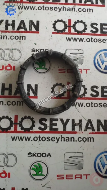 1250759A vw caddy depo şamandıra somunu