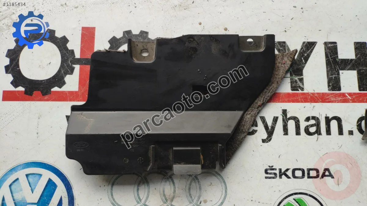 8A61-A044C98 ford fiesta 2011 torpido yan kaplaması
