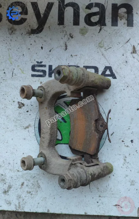 volkswagen golf 4 arka fren kaliperi (klaper)