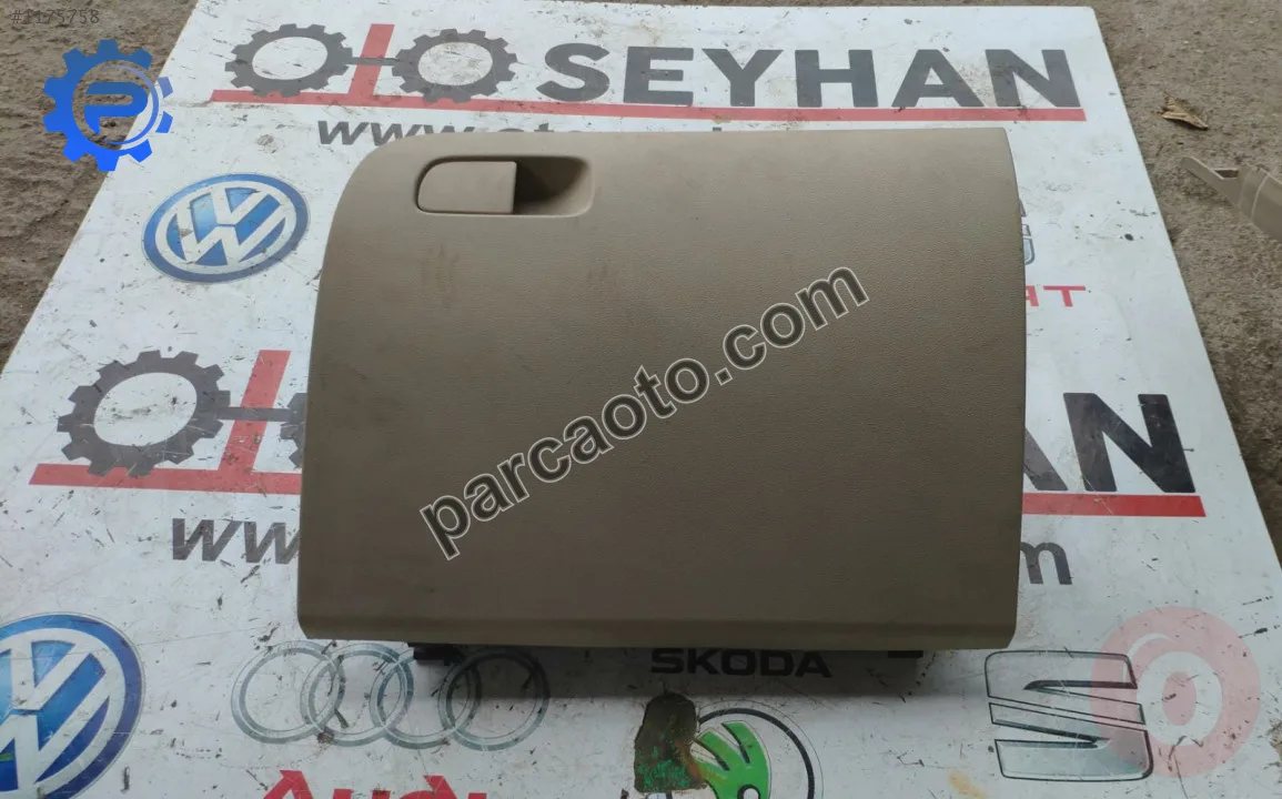 5E1857121 5E1857121A skoda octavia torpido gözü kapağı