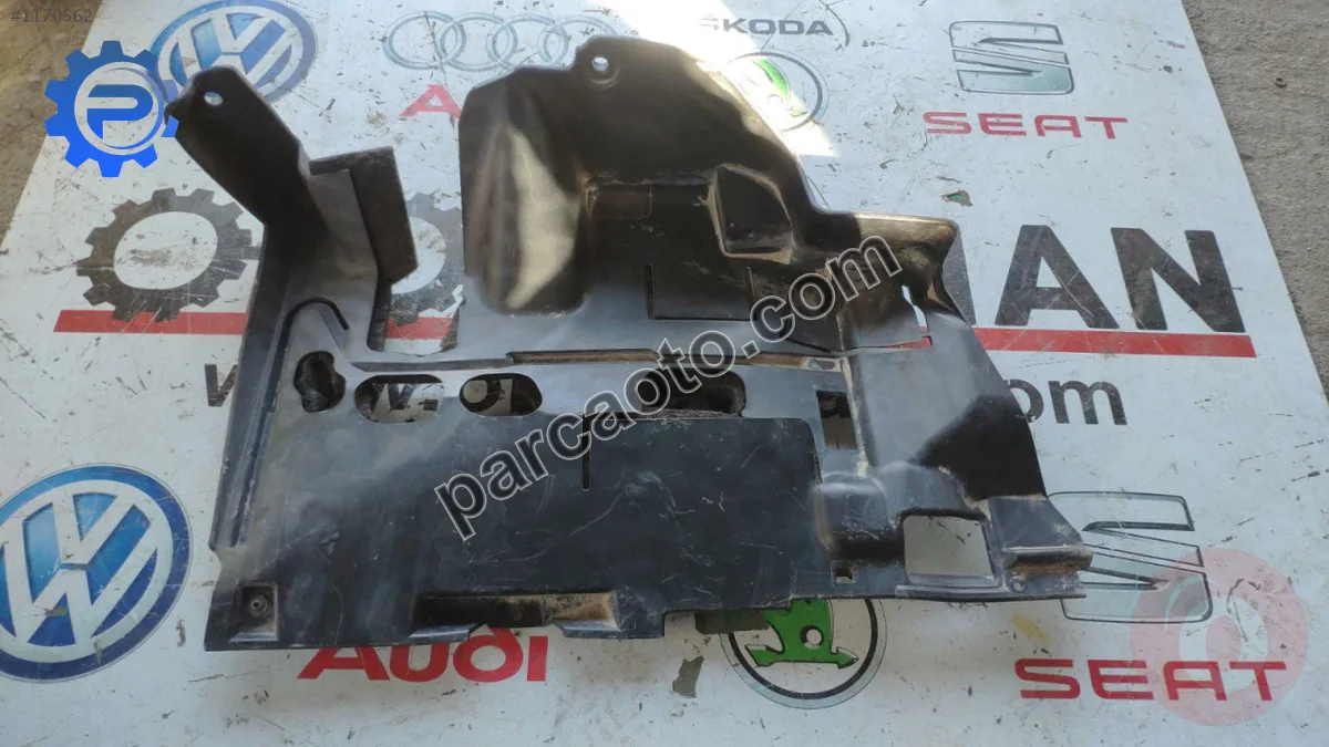 3G1863081 vw passat b8 torpido alt kaplama