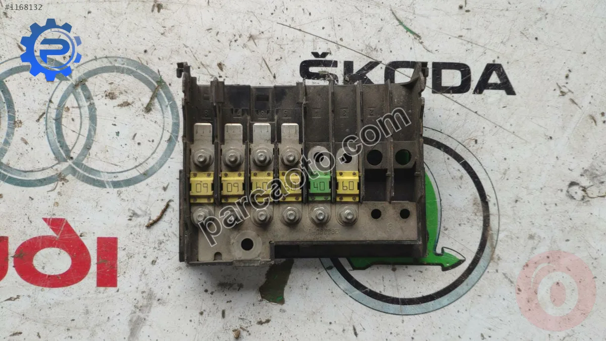 2S6T14A073 1394253-1 1394255-1 ford fiesta sigorta kutusu