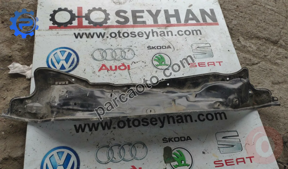 6L0805277D seat ibiza cordoba ön cam eleği altı