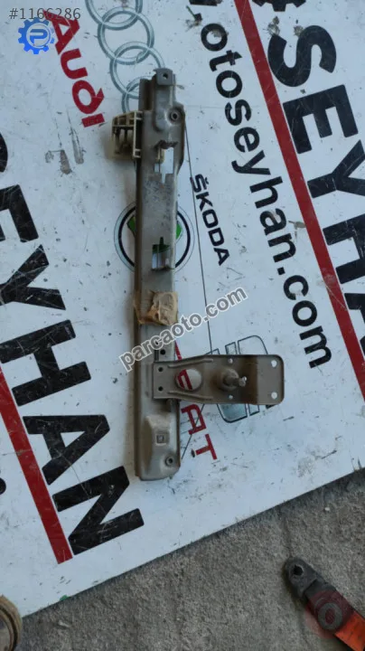 Renault Megane Cam Krikosu - Adana Seyhan