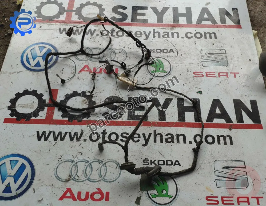 4S6T-17K400-BB ford fiesta bagaj tesisatı