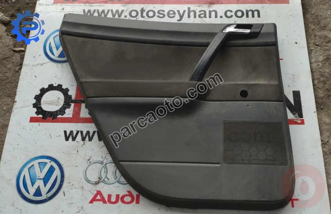 6Q4867211L vw polo 2004 arka sol kapı kartonu