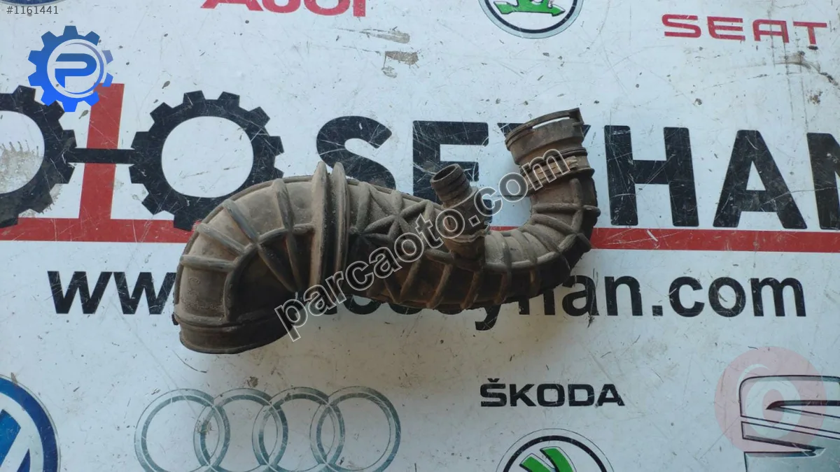 1M51-9R504 ford connect hava hortumu