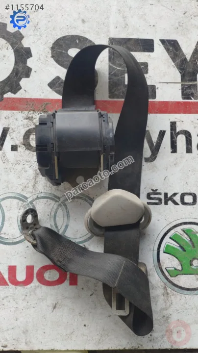 56041680 vw golf 4 arka sağ emniyet kemeri
