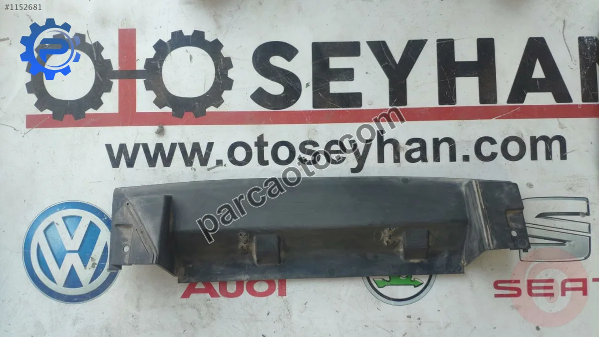 7T166C646 ford connect radyatör üst koruma kapağı