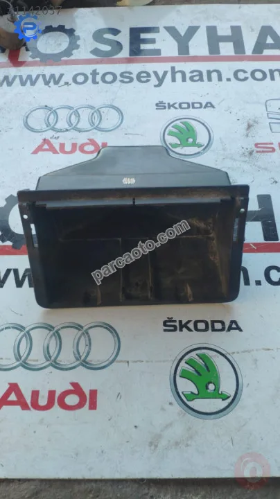 6N0857101 seat ibiza torpido gözü