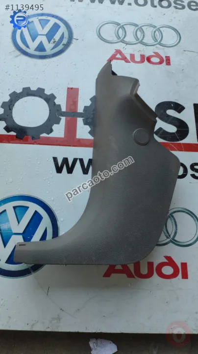 4M51R02349 ford focus ön sol direk alt trim