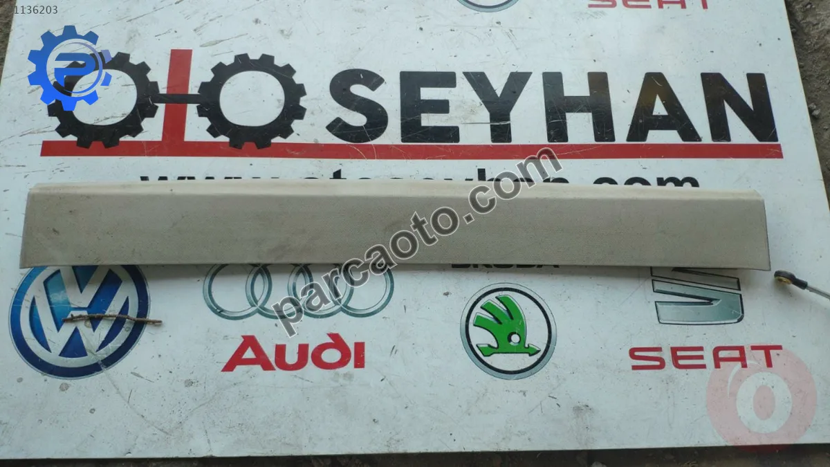 6R0867617 volkswagen polo bagaj üst bakaliti