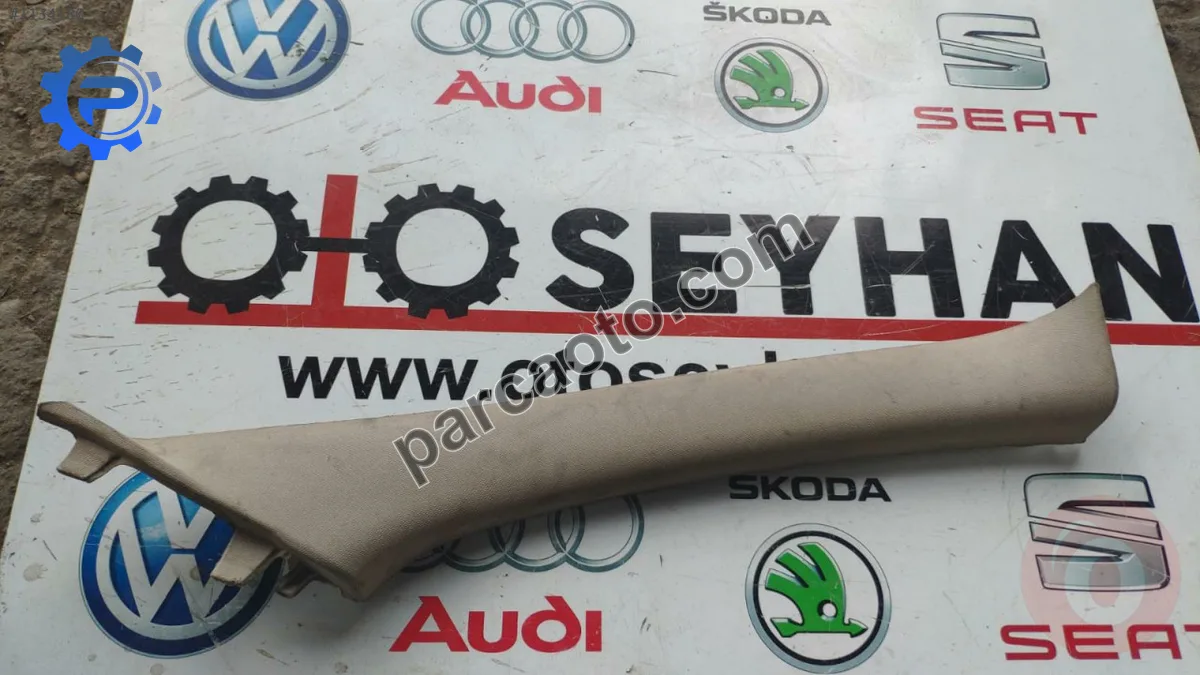 nissan qashqai sağ ön direk kaplaması
