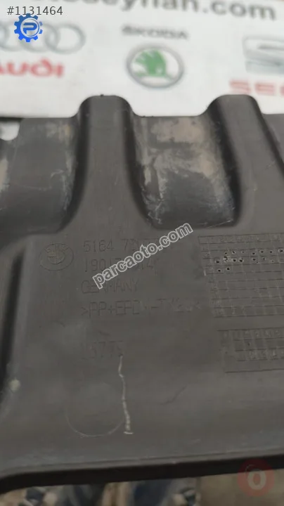51647307791 bmw x1 arka tampon alt çamurluğu