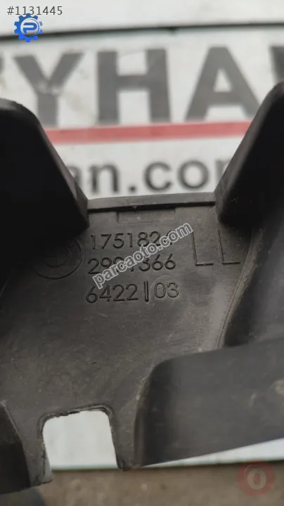 1751824 bmw x1 orta konsol havalandırma ara borusu