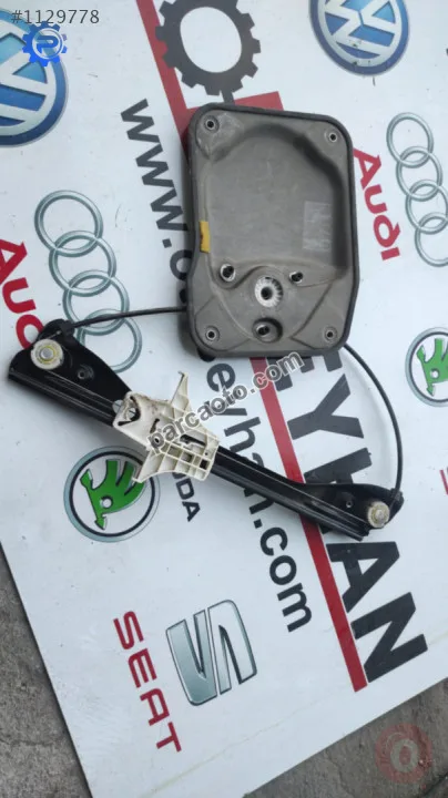 skoda fabia 2011 arka sağ cam krikosu