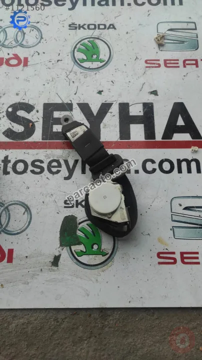 34023083B volkswagen caddy sol arka emniyet kemeri