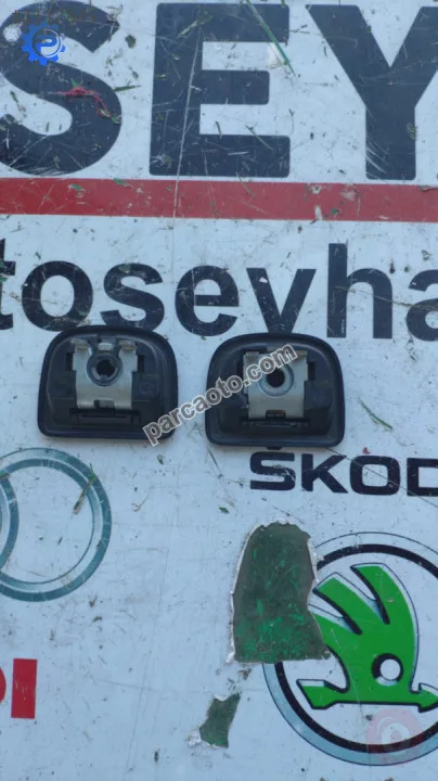 8V0863503B volkswagen golf 7 bağlama gözü