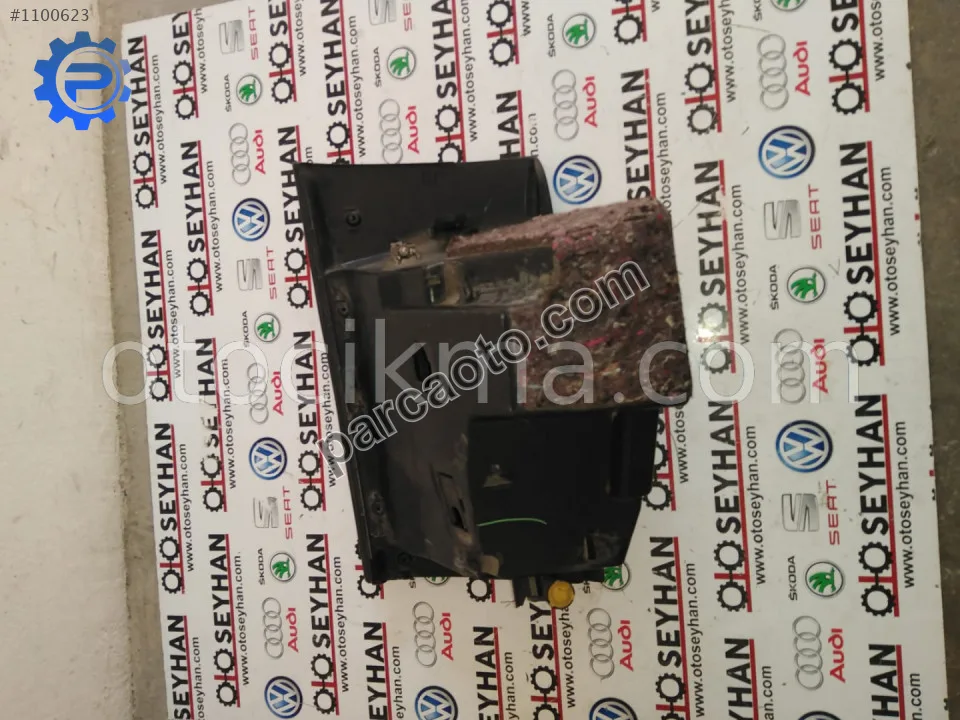 peugeot 407 torpido kapağı ve haznesi