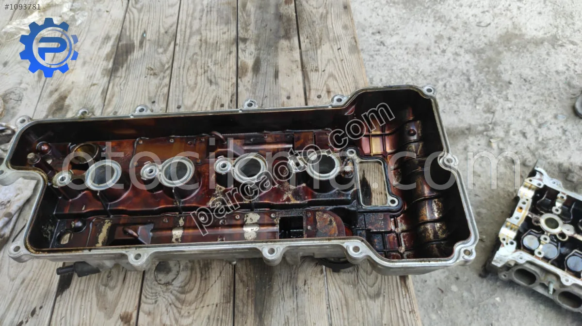 22410 2B610 hyundai İx35 1.6 benzinli sibop kapağı