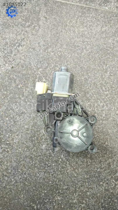 8A61-14A389-A 2011 ford fiesta sol arka cam motoru