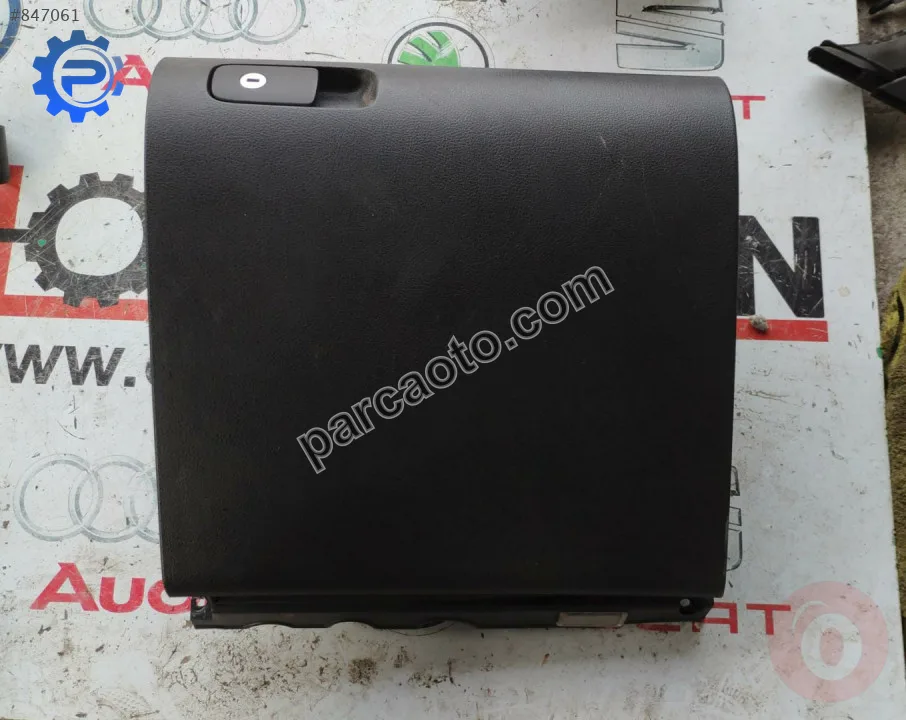 5M1857097 5M1857097Q vw tiguan torpido kapağı