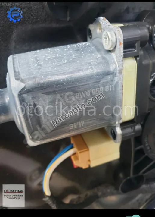 Audi A4 Cam Krikosu - Adana Seyhan