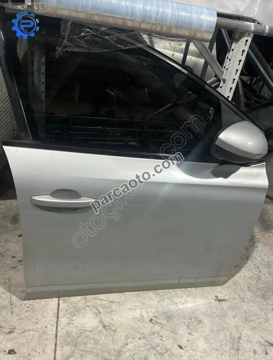 Renault taliant sag ön kapı dolu gri boyasız