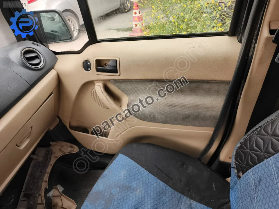 Ford transit connect sağ ön kapı döşemesi