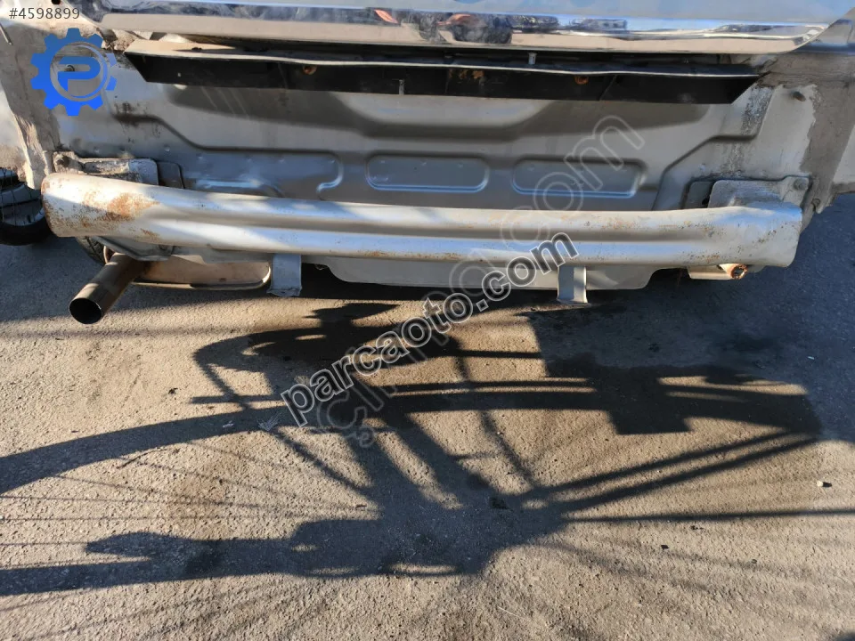 Ford focus 1 arka tampon demiri