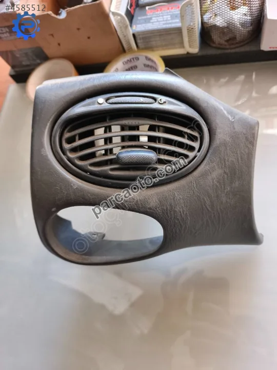 Ford focus 1 havalandırma ızgara çerçevesi