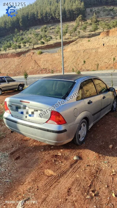 Focus 1 sag arka camurluk