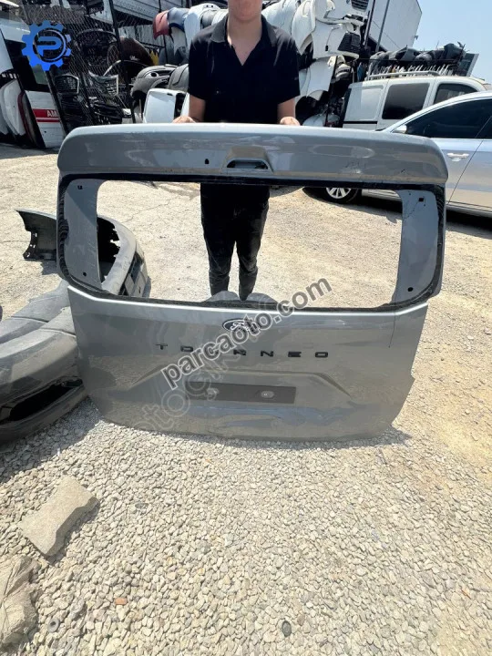 2025 ford courier bagaj kapagi