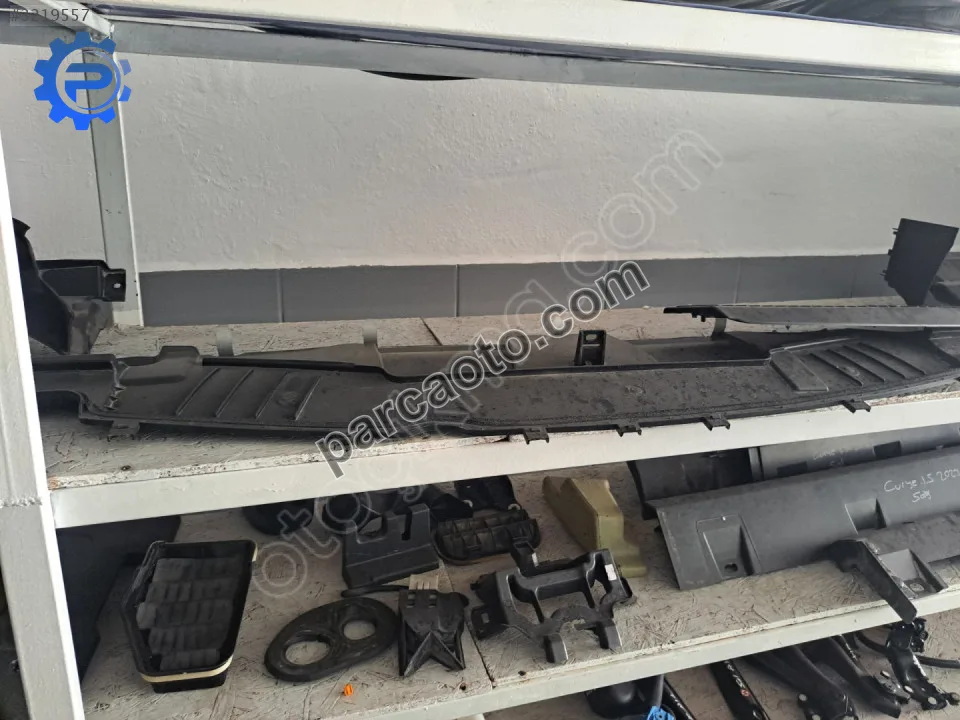 Ford courier cam izgara