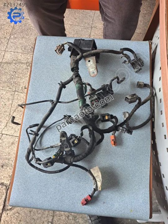 Ford connect 90 ps  110 ps  motor üst tesisat İNAN OTO ADANA